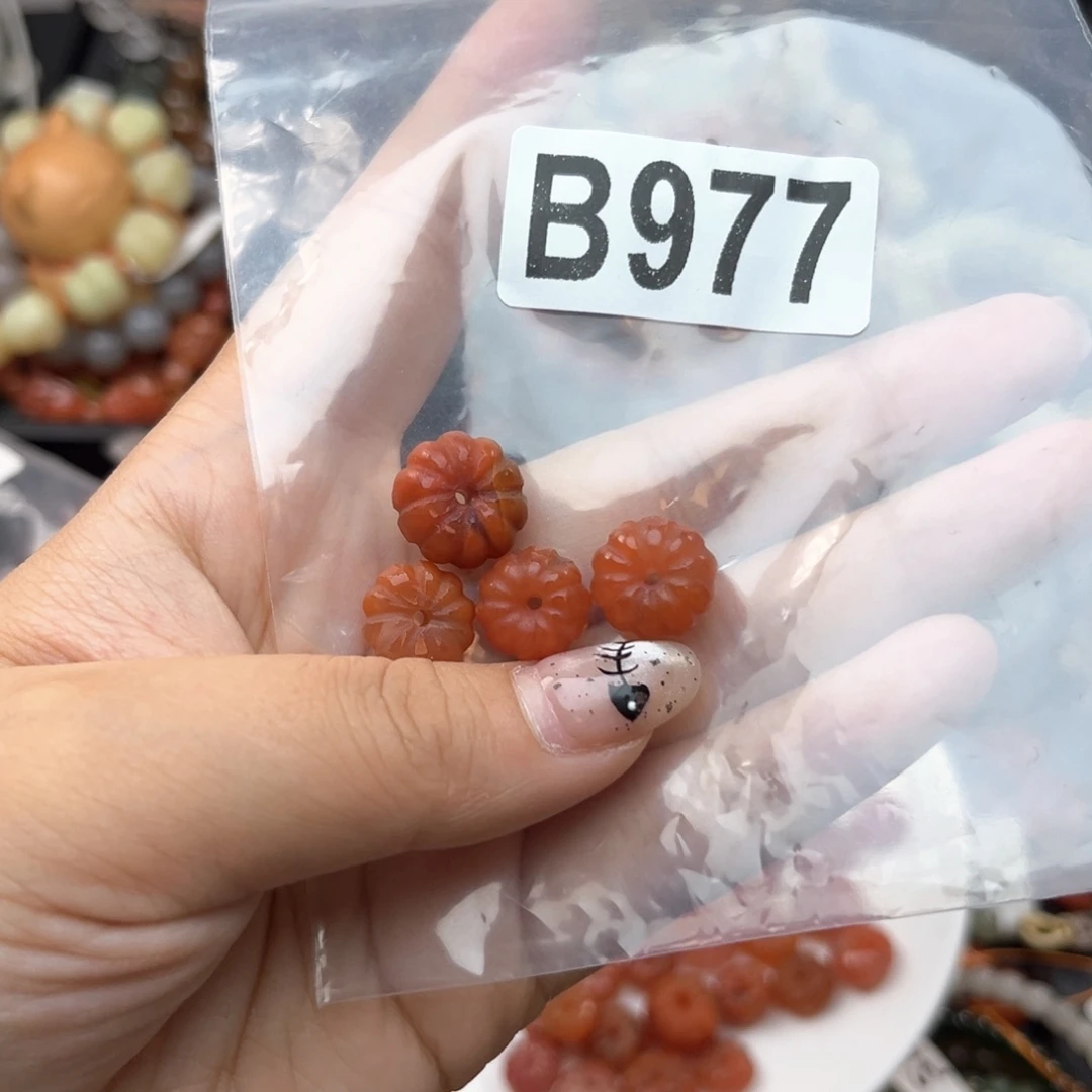未镶嵌南红玛瑙珠宝奇石