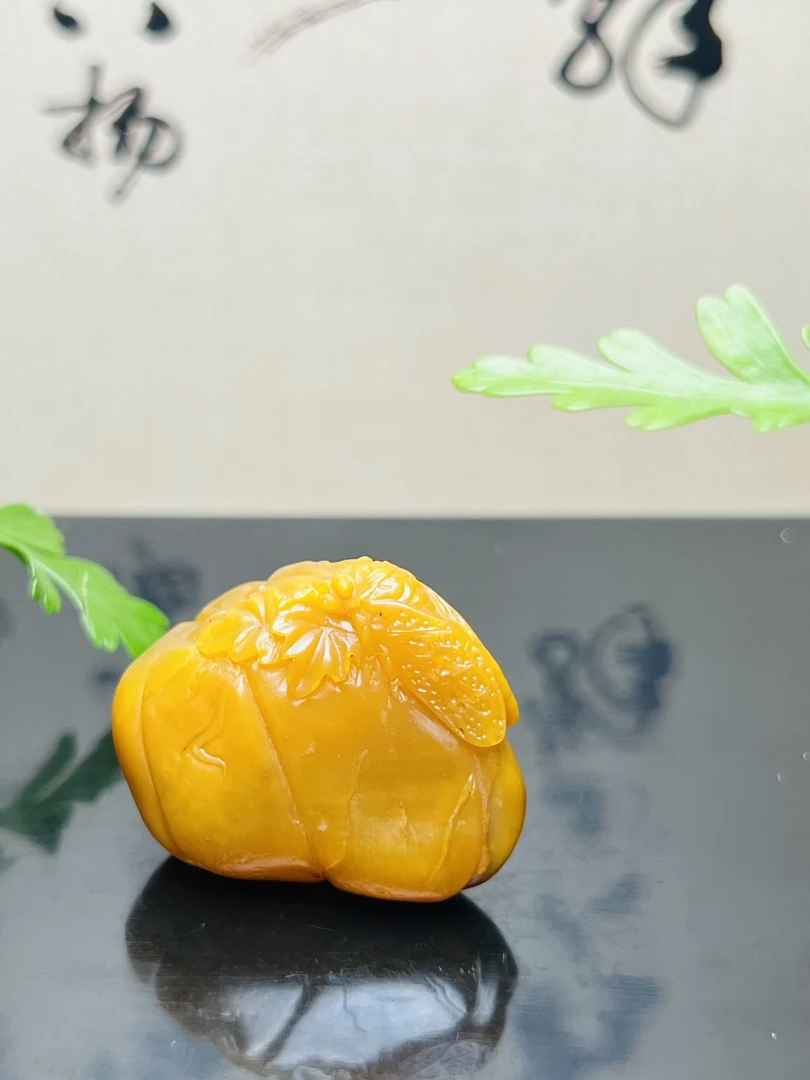 寿山田黄石（一鸣惊人）摆件