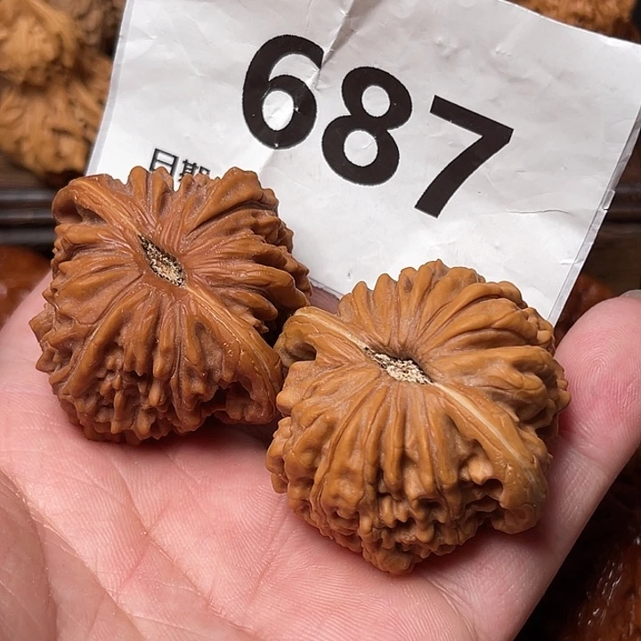 把件桃核四座楼。41。    687