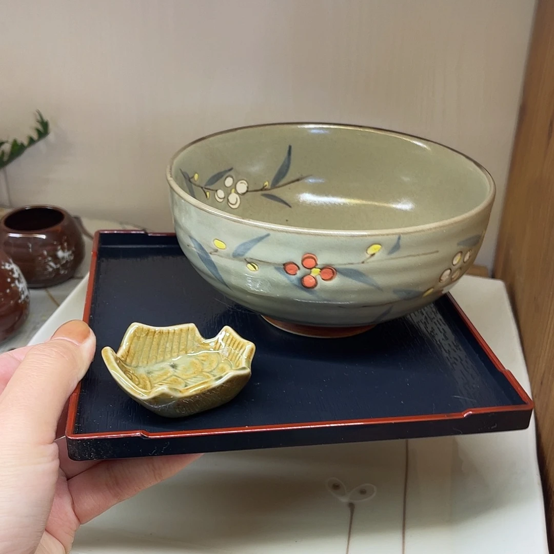 瓷片茶色面碗三件套6