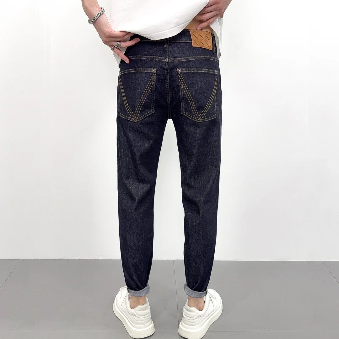 秋冬男士修身小脚牛仔裤爆款2025新款原牛简约休闲男款弹力长裤子