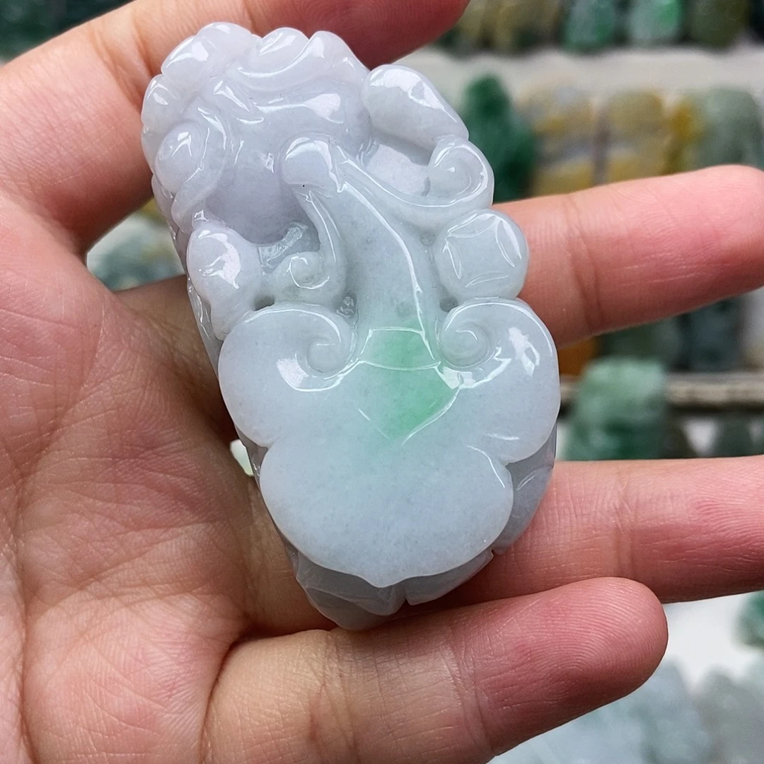 翡翠未镶嵌吊坠(赠链)