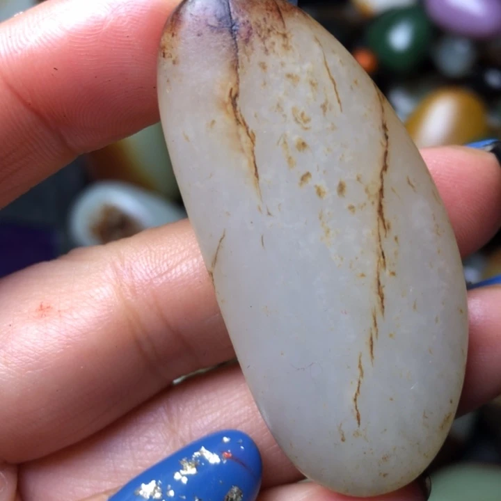 和田玉未镶嵌珠宝奇石