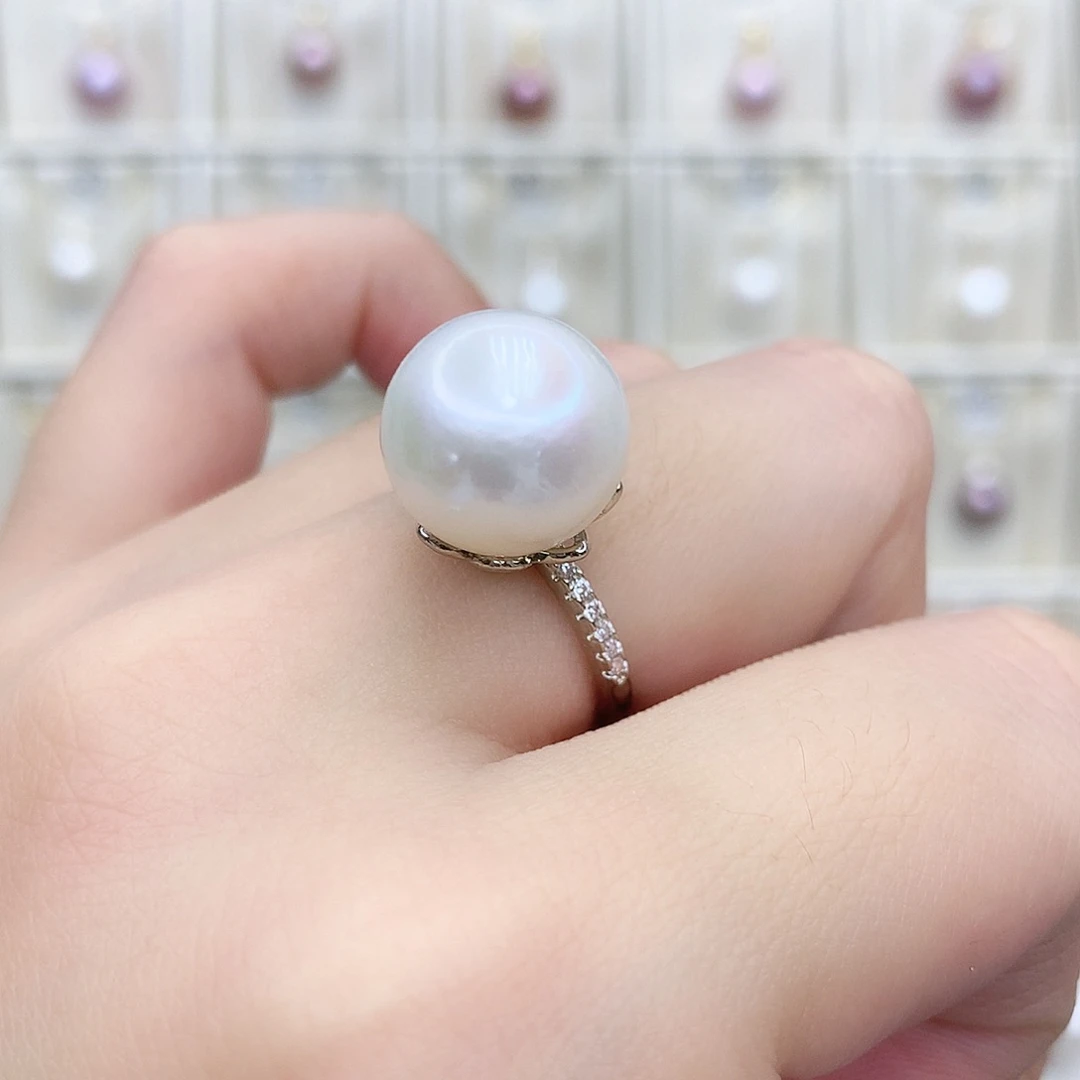 淡水珍珠颈饰合金