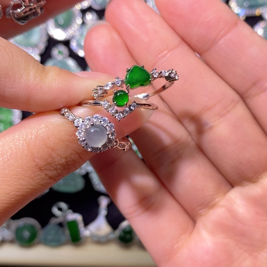 翡翠未镶嵌颈饰天然