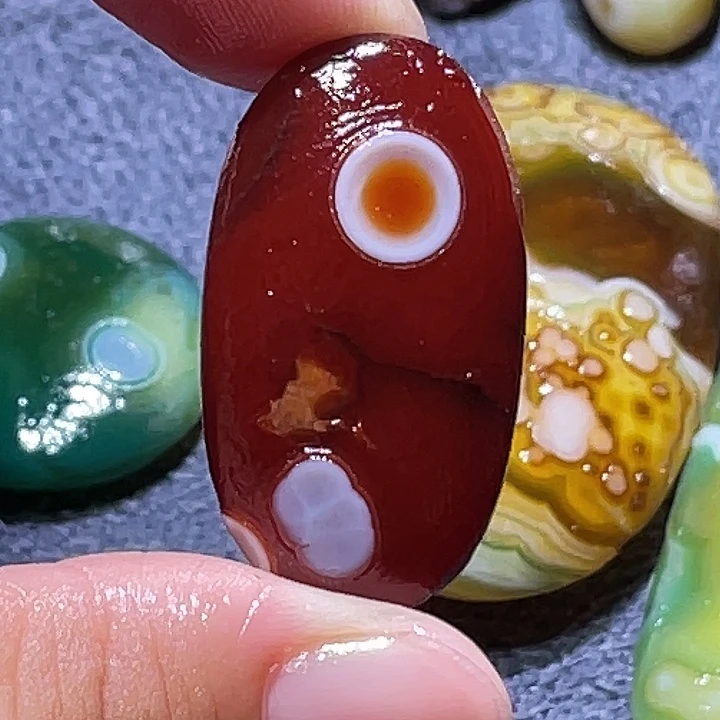 未镶嵌玛瑙/玉髓珠宝奇石