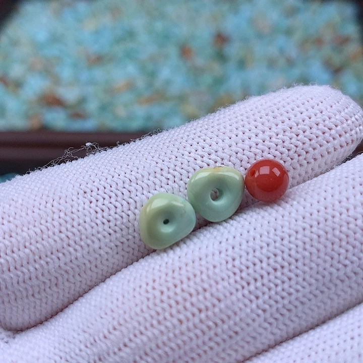 南红玛瑙未镶嵌珠宝奇石