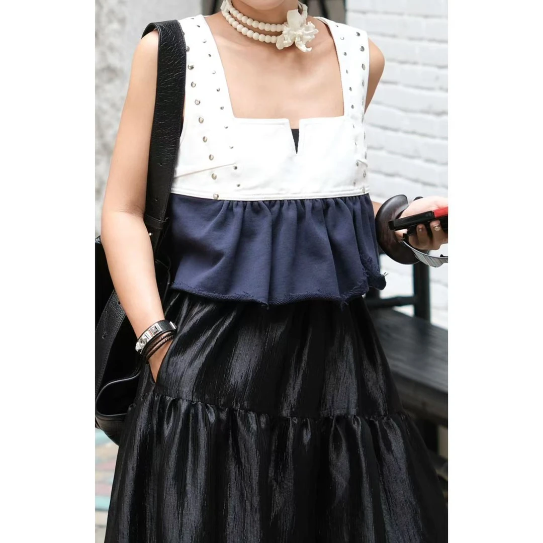 黑白铆钉拼接背心