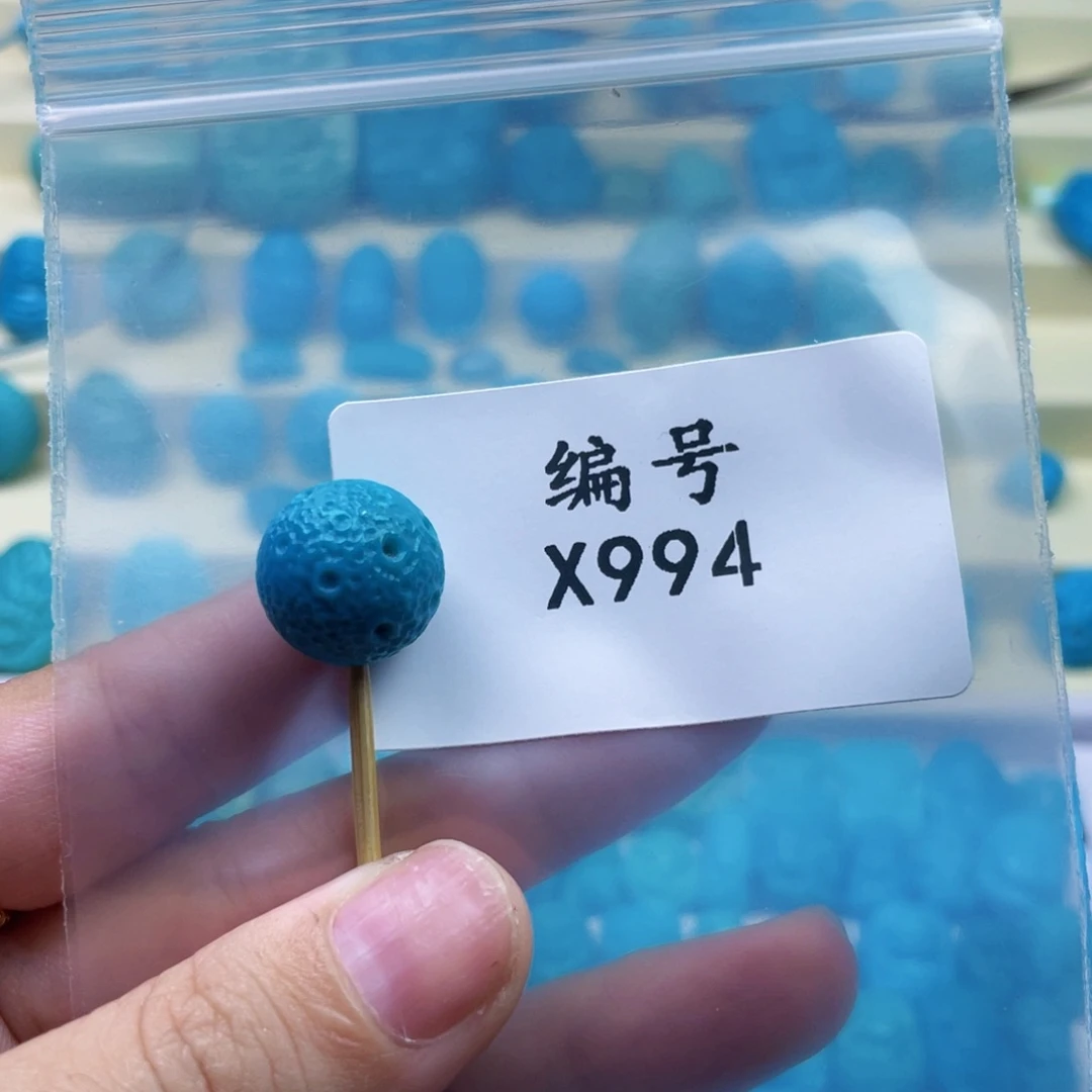 未镶嵌绿松石天然原矿绿松石雕件