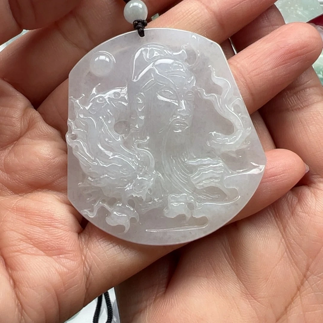 翡翠颈饰未镶嵌关公