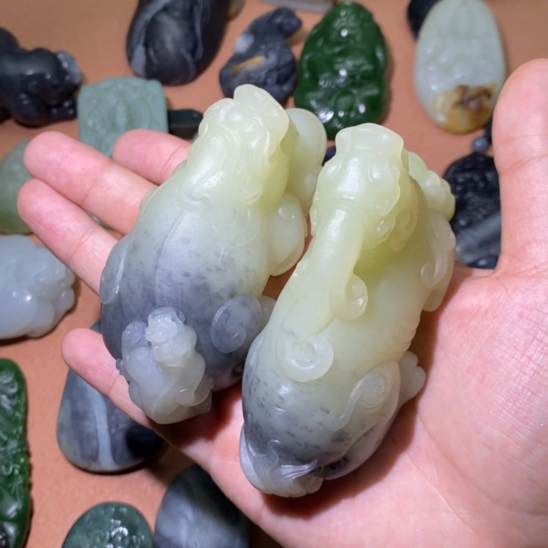 未镶嵌和田玉挂件撩****精