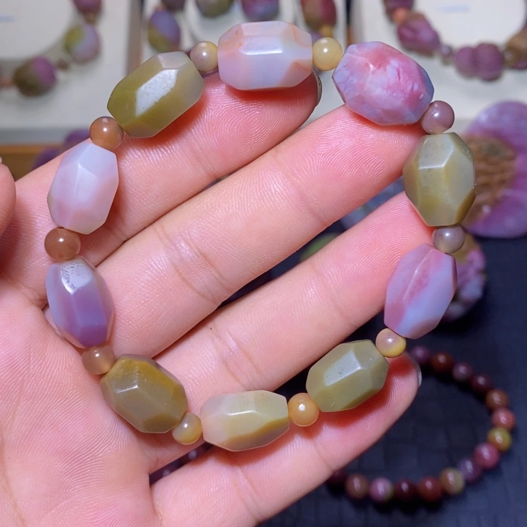 玛瑙/玉髓未镶嵌吊坠