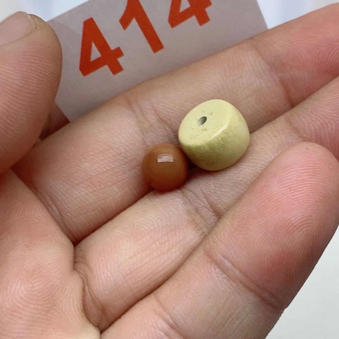 未镶嵌南红玛瑙珠宝奇石