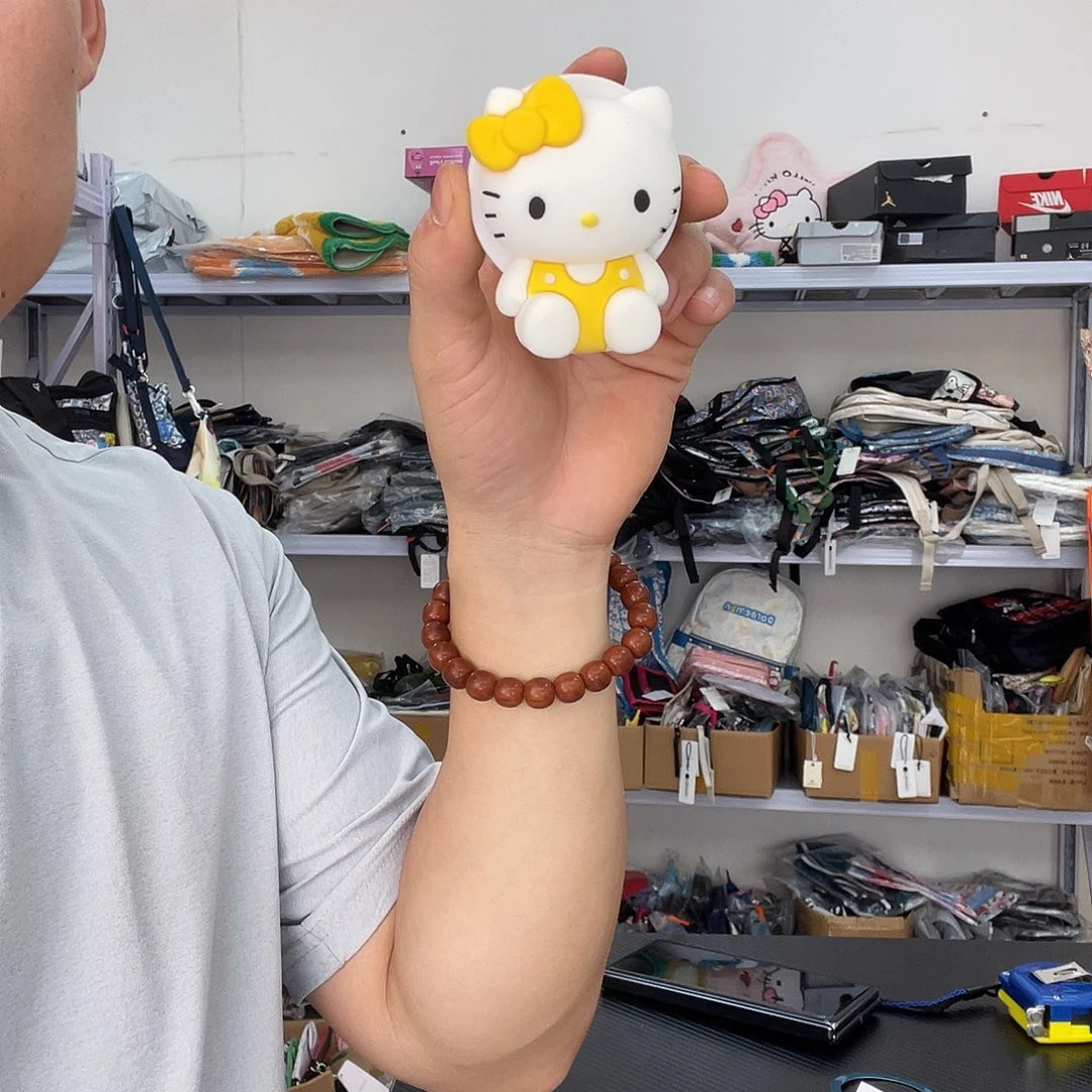 PU化妆包等产品和产品