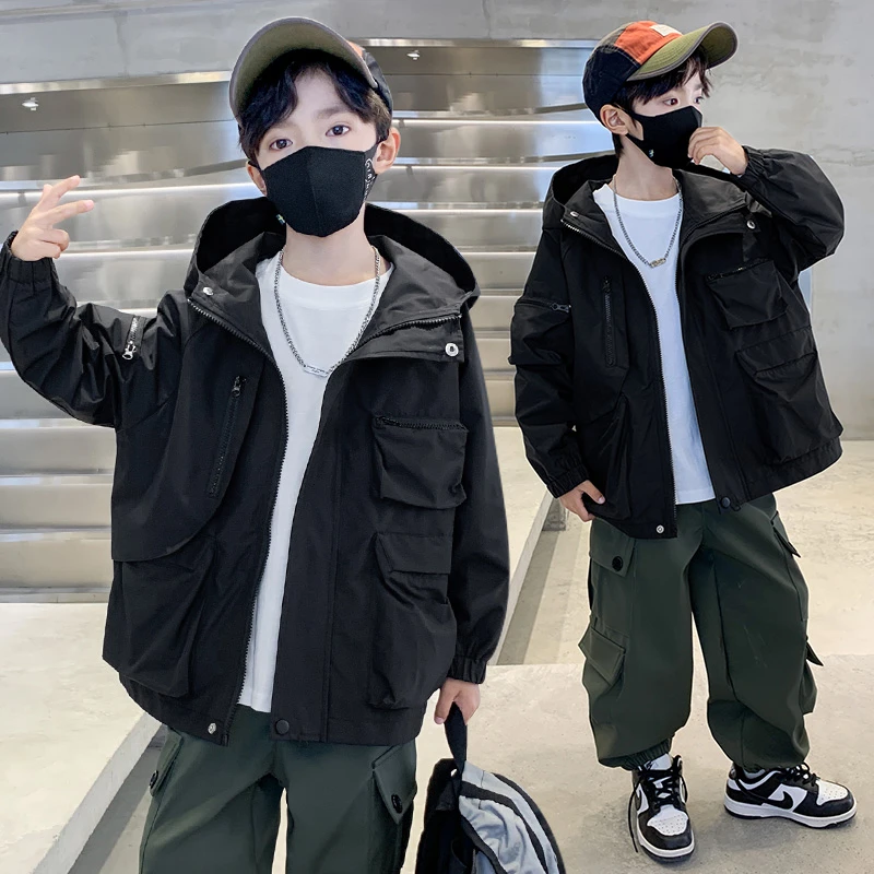 男童外套春秋款2025新款洋气中大童秋季风衣儿童多口袋连帽上衣潮