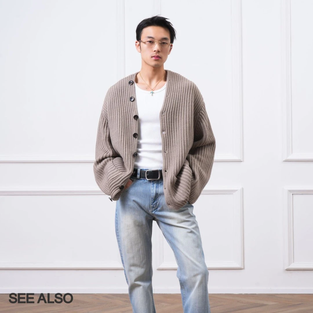 SEE ALSO 新贵V领羊毛针织开衫秋冬松弛宽松百搭男女款针织毛衣