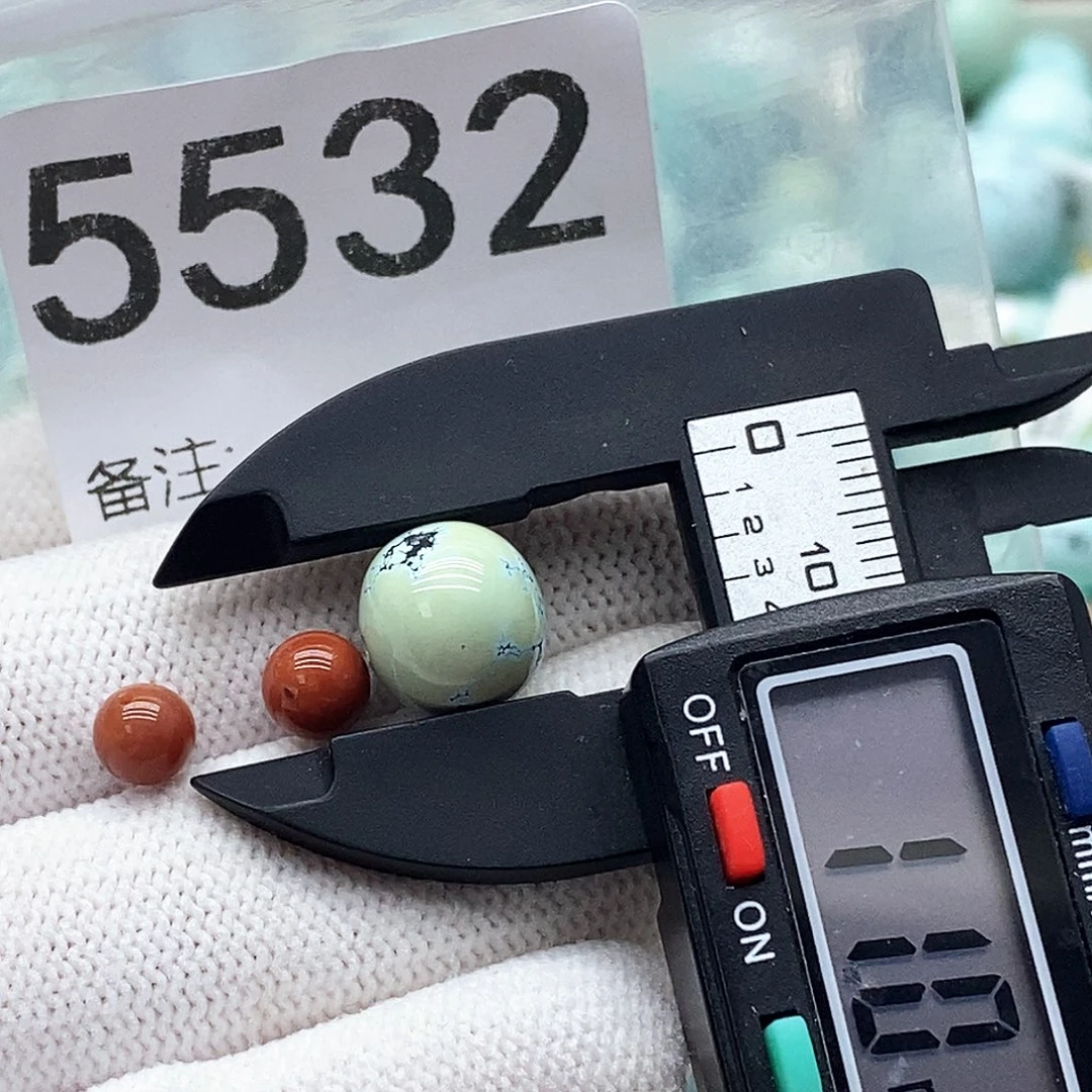 颈饰未镶嵌南红玛瑙