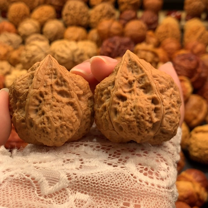 文玩核桃吊坠10哦哦哦哦哦哦哦哦哦哦哦哦