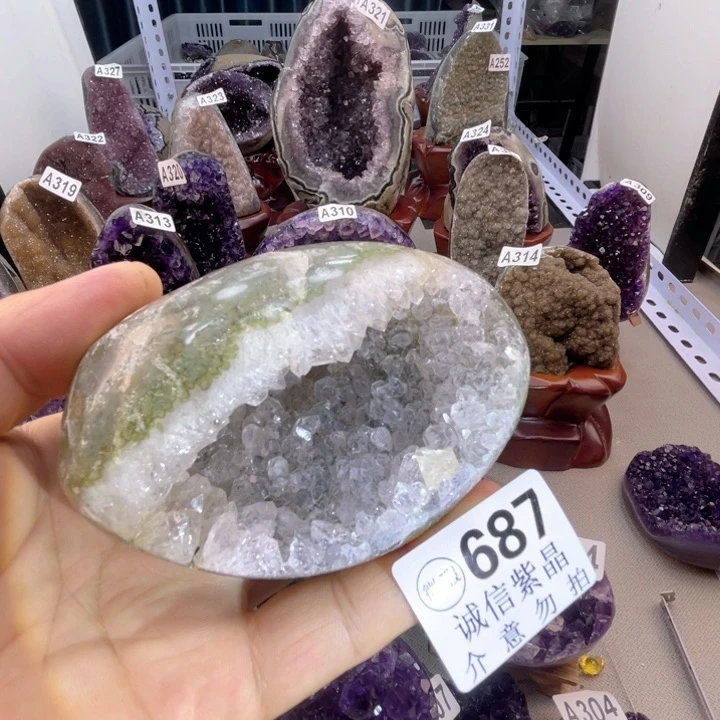 未镶嵌大型摆件（非配饰）水晶