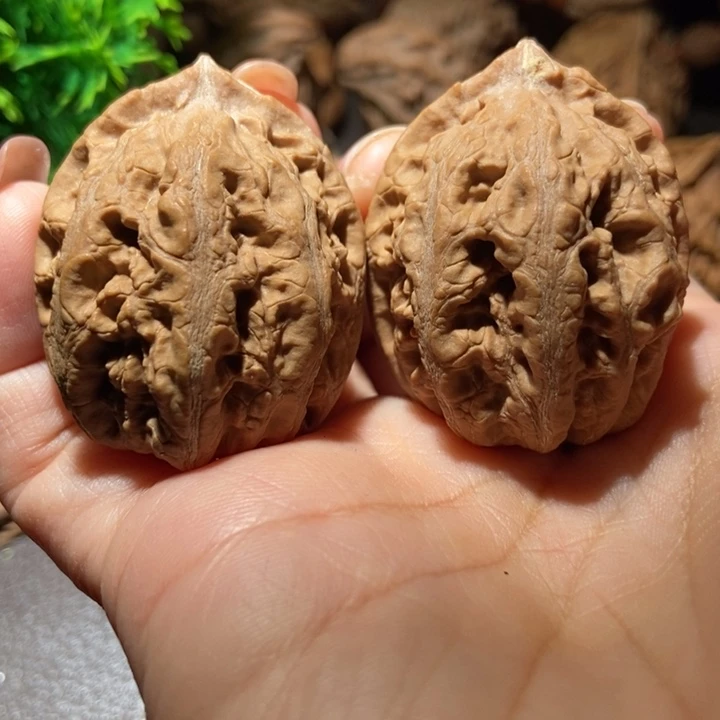 把件文玩核桃东北楸子小雪16