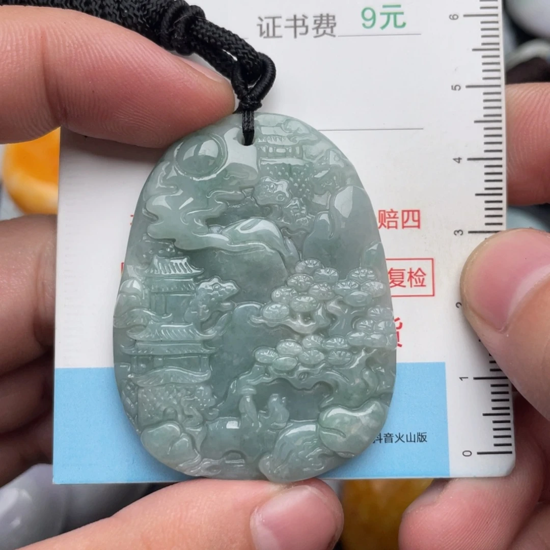 吊坠(不含链)未镶嵌翡翠