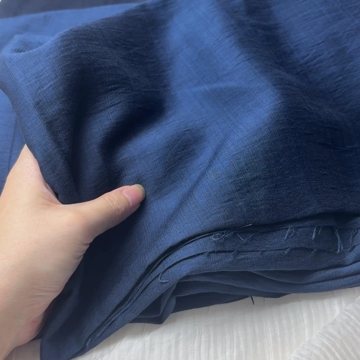 混纺棉藏蓝色2米。