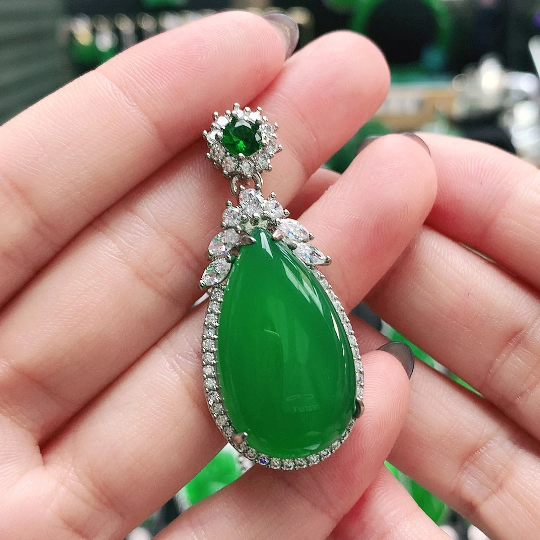 玛瑙/玉髓合金颈饰