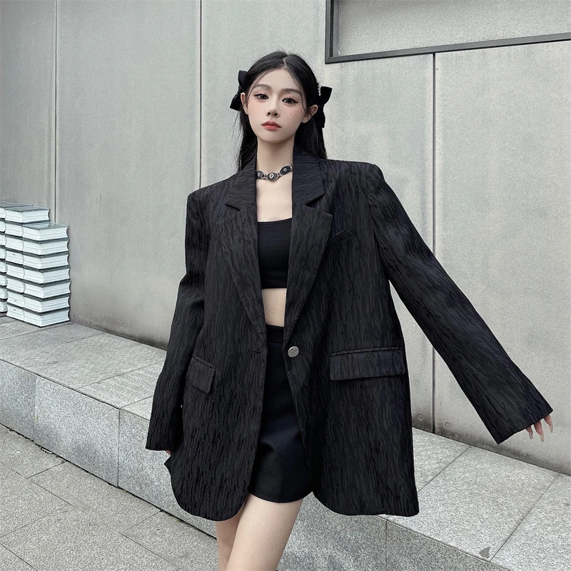 网红炸街高级肌理感黑色西装外套女设计感小众春季气质西服上衣潮