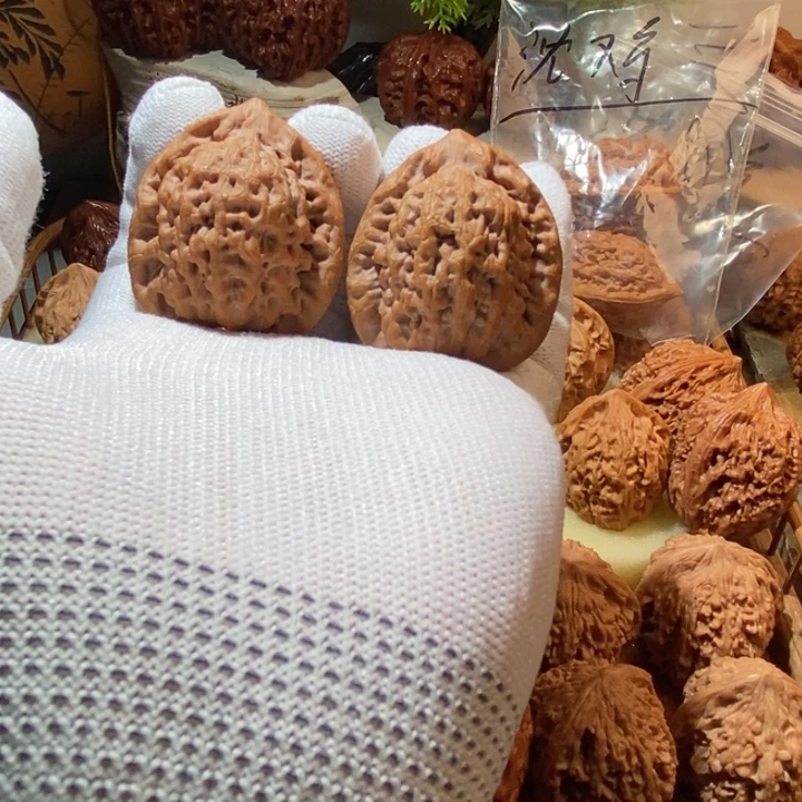 文玩核桃把件金公子文玩核桃