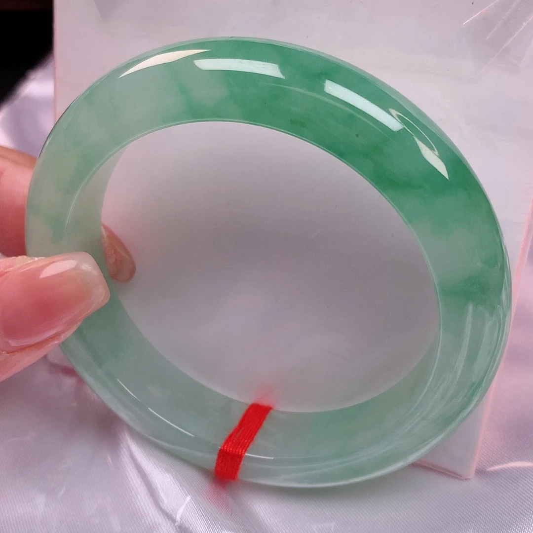 【闪购商品】翡翠手镯未镶嵌57