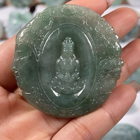 翡翠颈饰未镶嵌佛魔一念洒乌鸡料福利