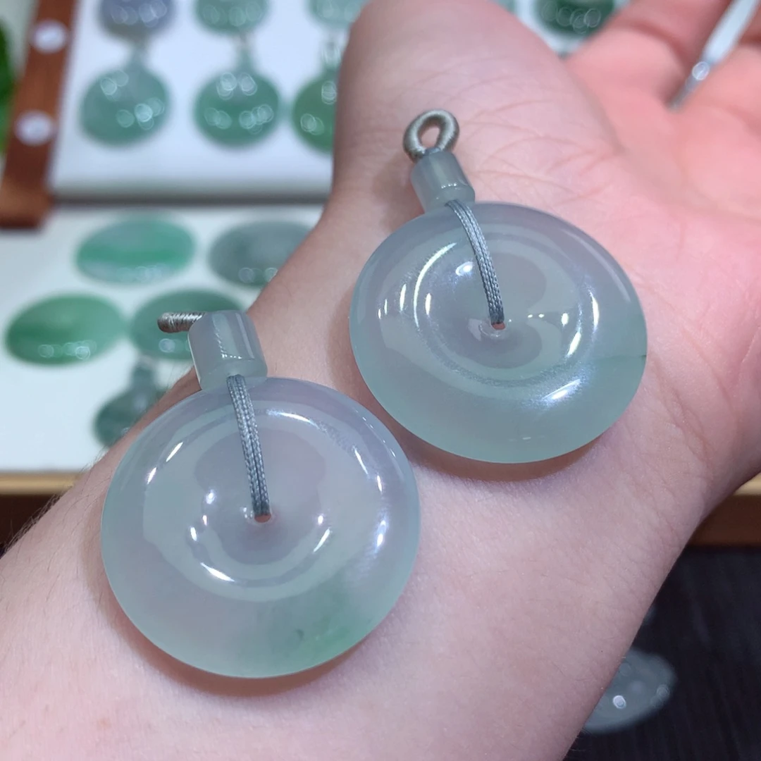 翡翠未镶嵌颈饰木**兔平安扣2