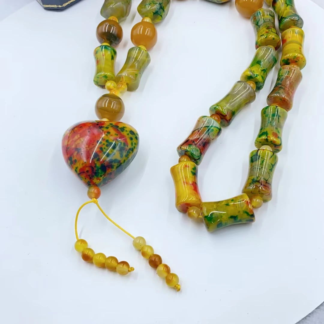 项链 2827  绿色爱心珠珠项链多样性发货