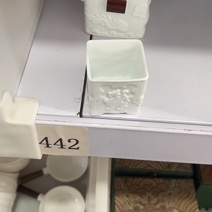 福利待遇多多哦哦哦
