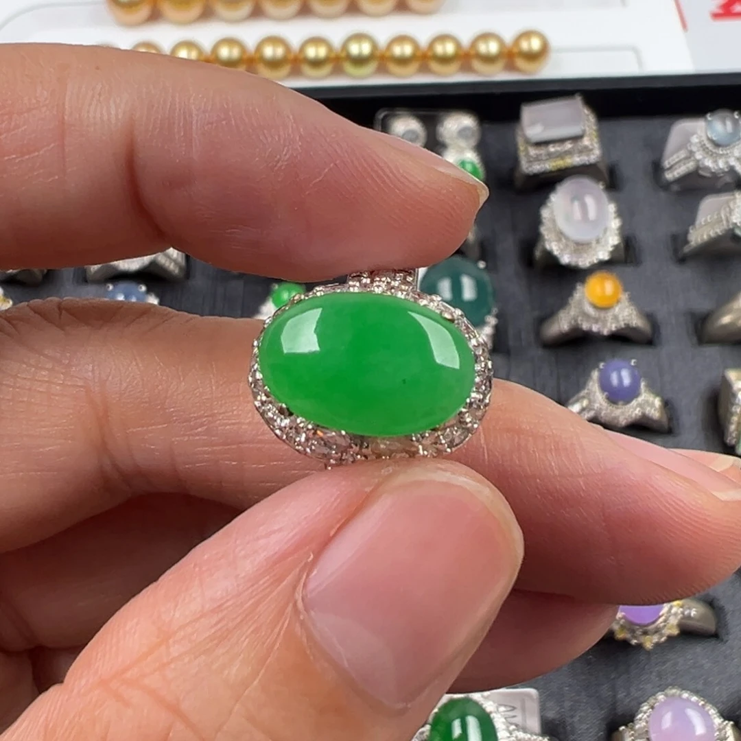 定制翡翠未镶嵌A货