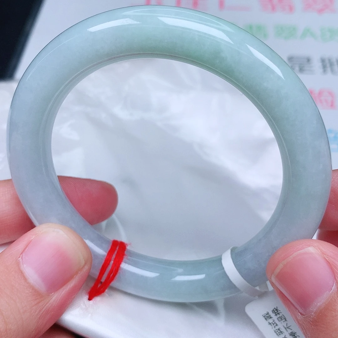 未镶嵌手镯翡翠天然翡翠手镯