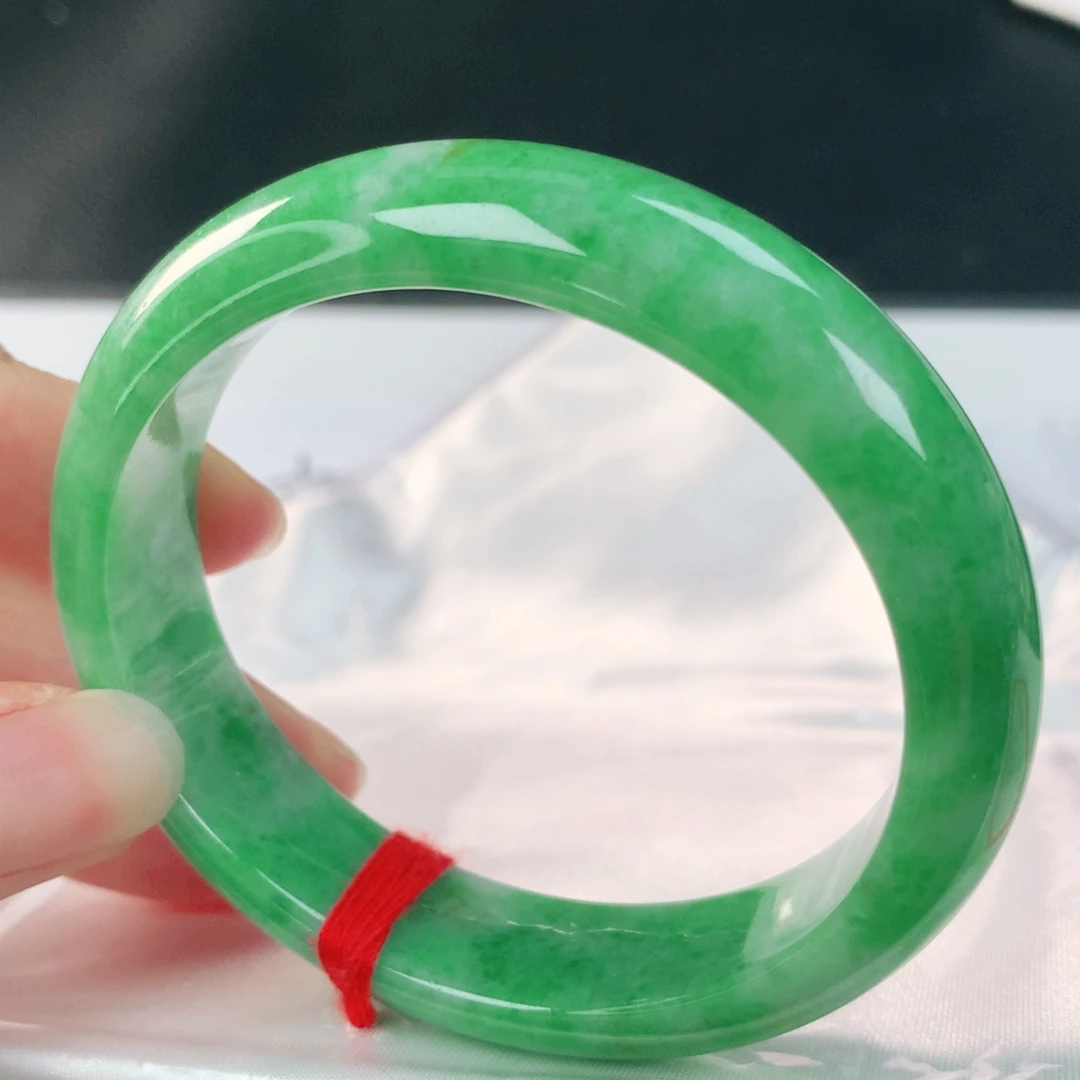 翡翠未镶嵌手镯209贵妃