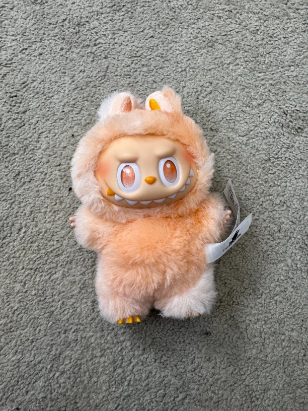 未使用 maje jp 629 labubu 欢乐 happy 004
