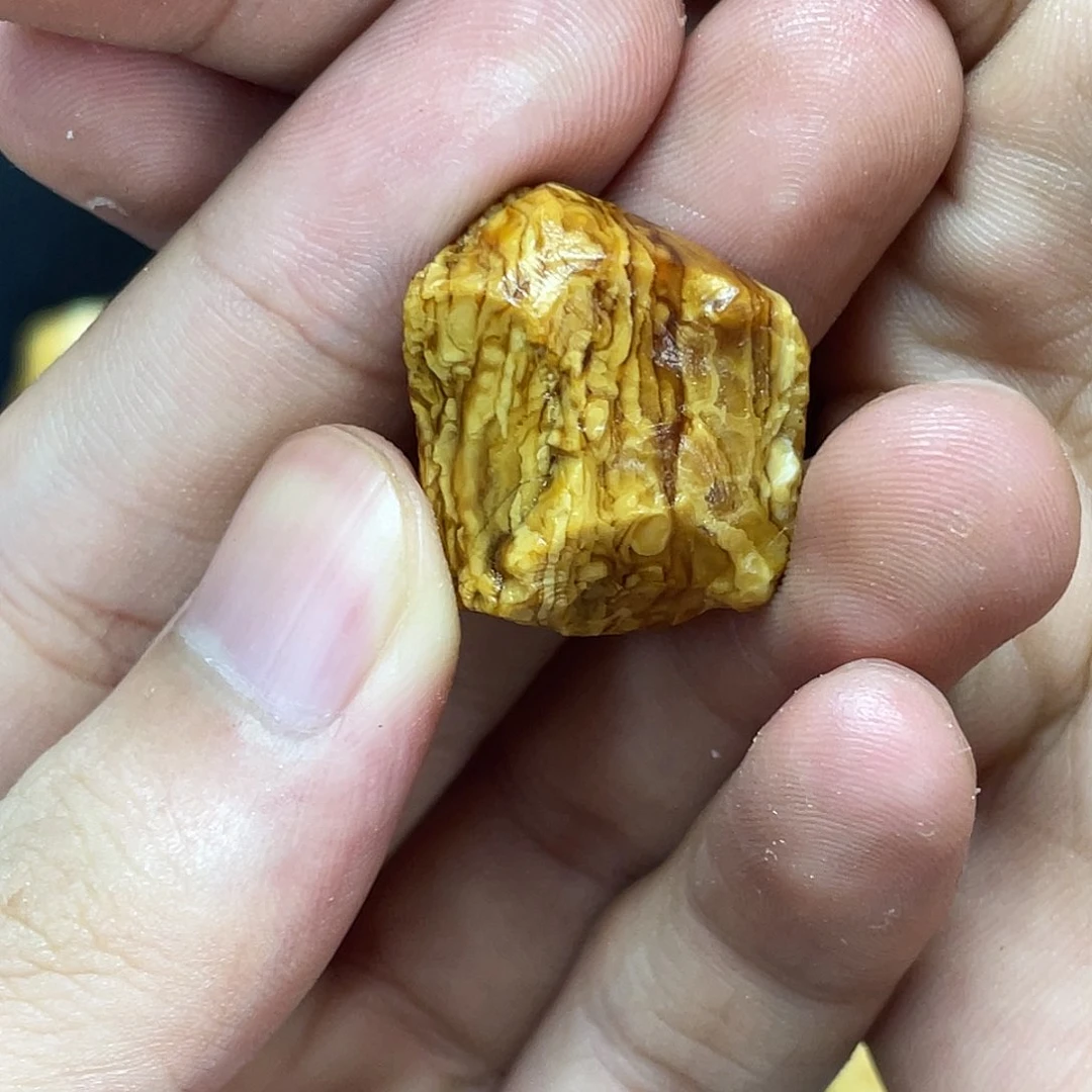 未镶嵌定制琥珀木**哥定制