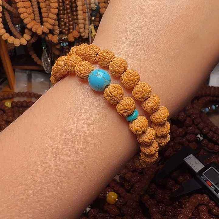 金刚菩提吊坠9mm双圈手持