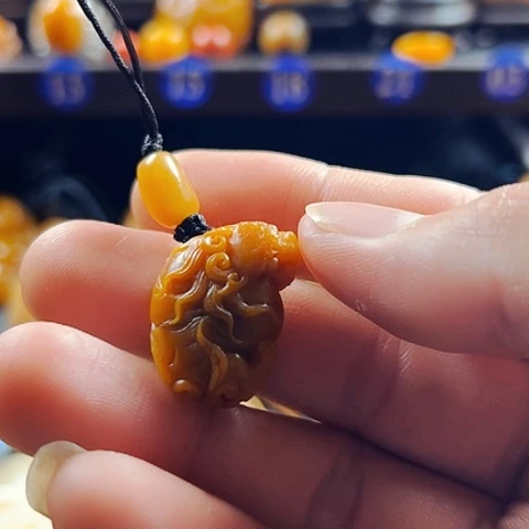 田黄石龙**?田黄石挂件