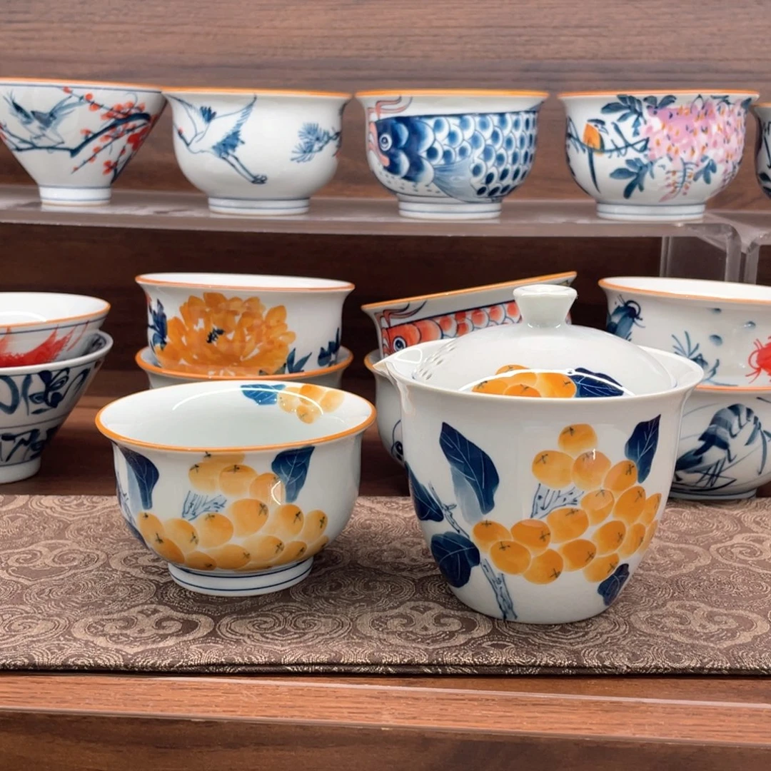 釉下手绘茶具微瑕
