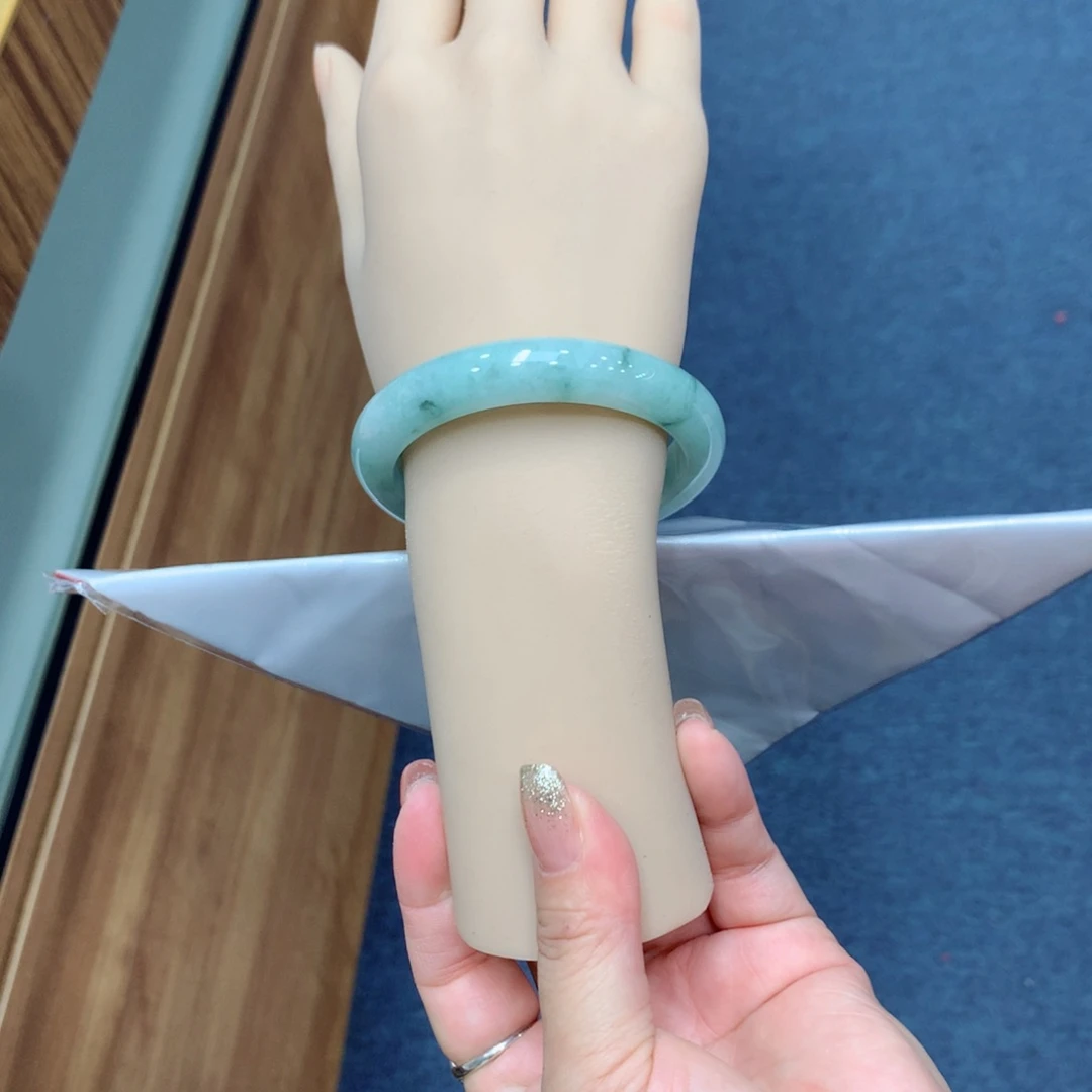 未镶嵌手镯翡翠翡翠