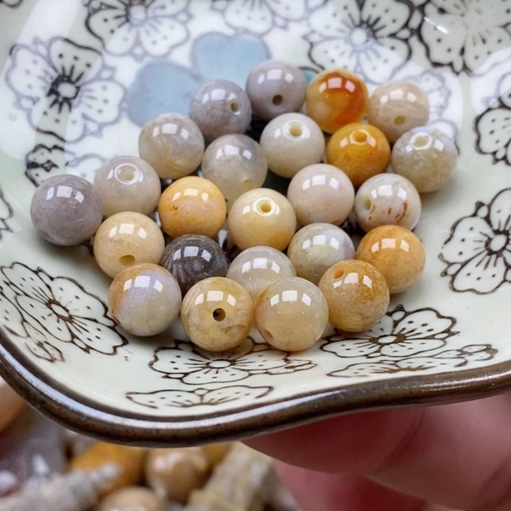 硅化珊瑚（珊瑚玉）未镶嵌颈饰