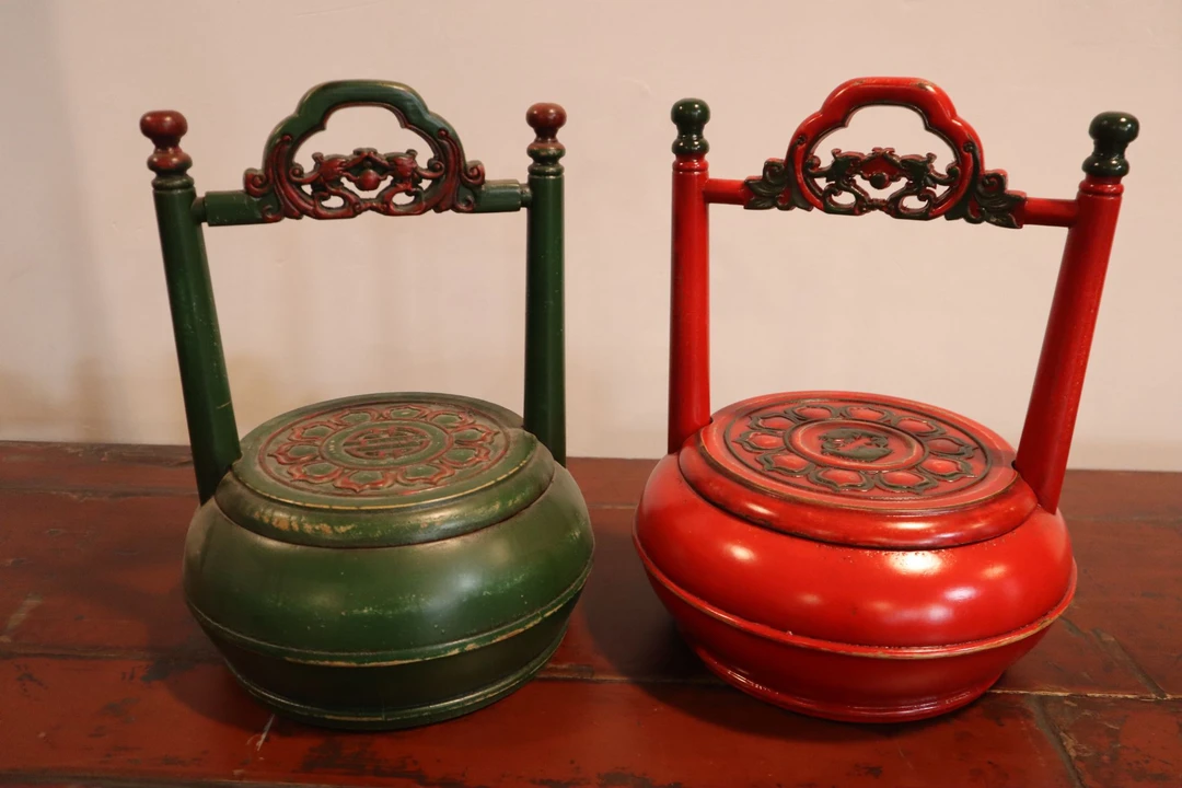 宫廷风纯色雕刻提篮复古鎏金工艺品礼盒  尺寸直径24*32