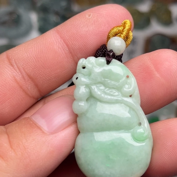颈饰未镶嵌翡翠葫芦