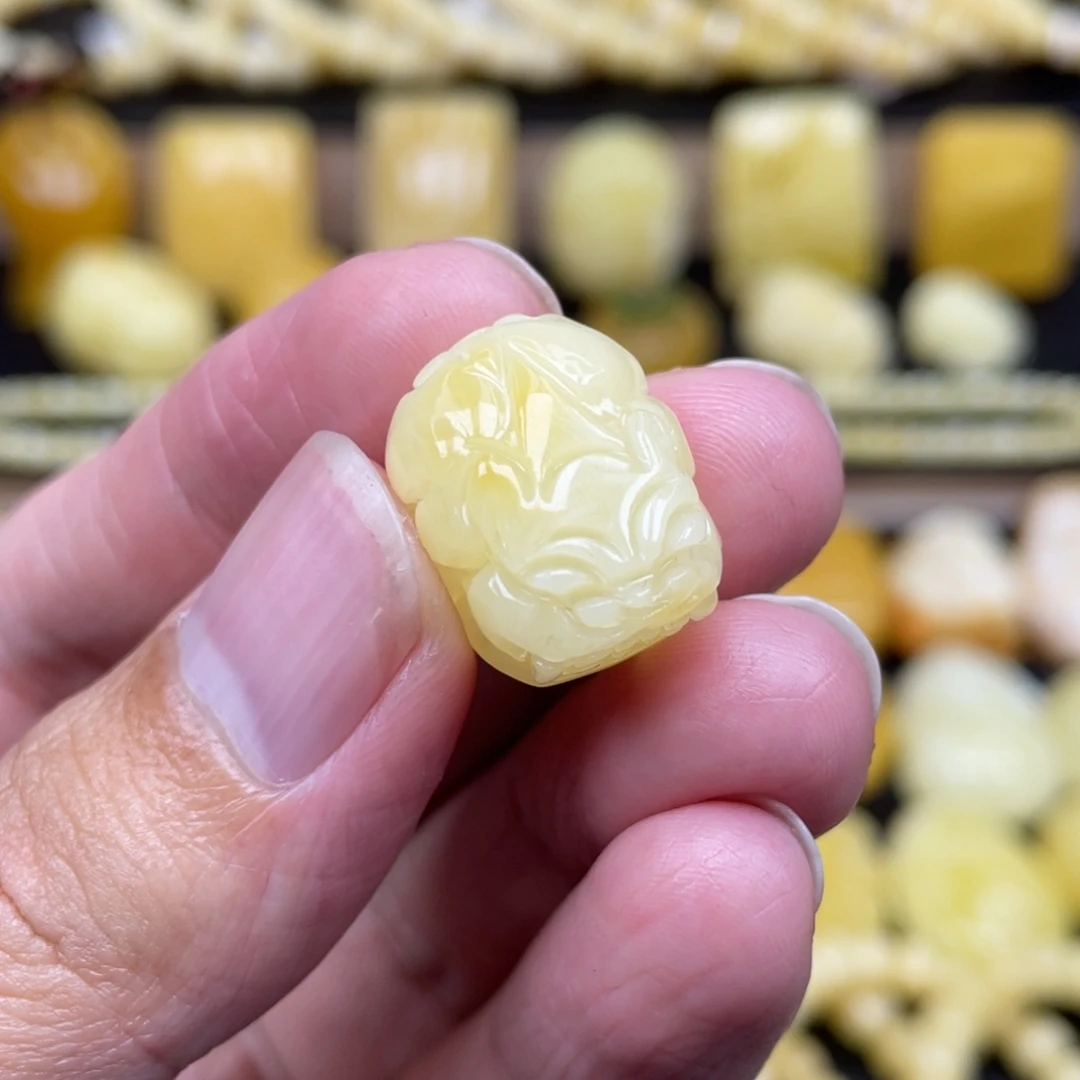 琥珀未镶嵌裸石琥珀蜜蜡