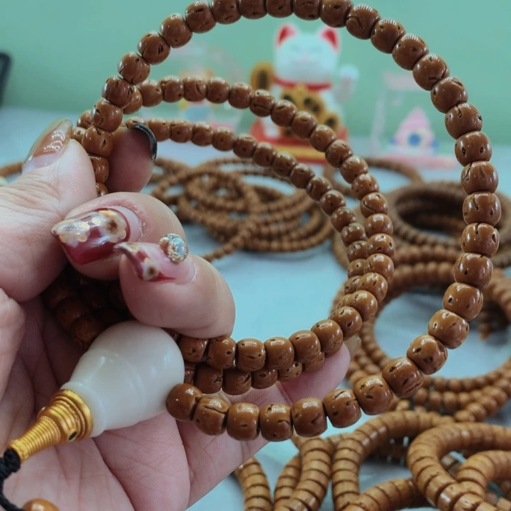 ,桃核脖挂精工老型76