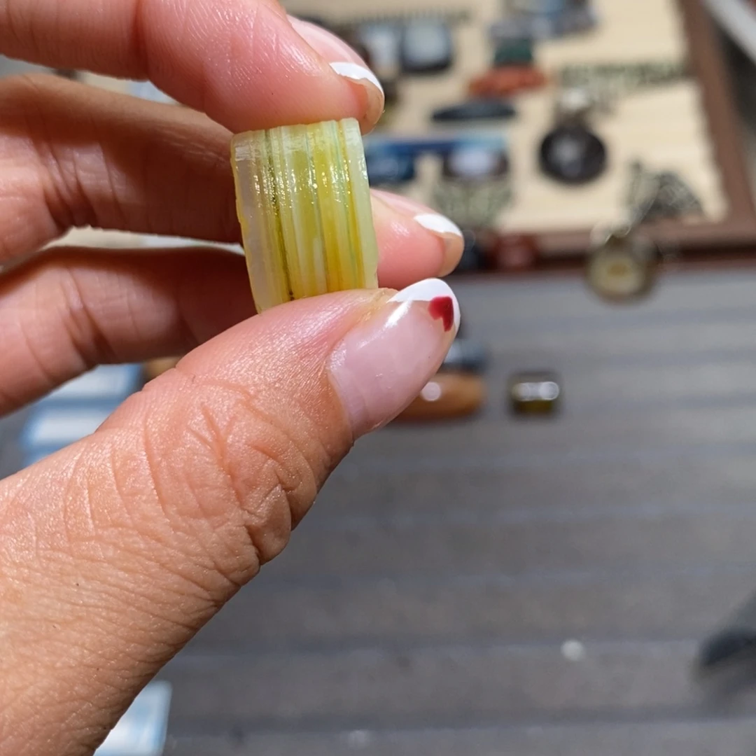 左***叶玛瑙/玉髓未镶嵌手链
