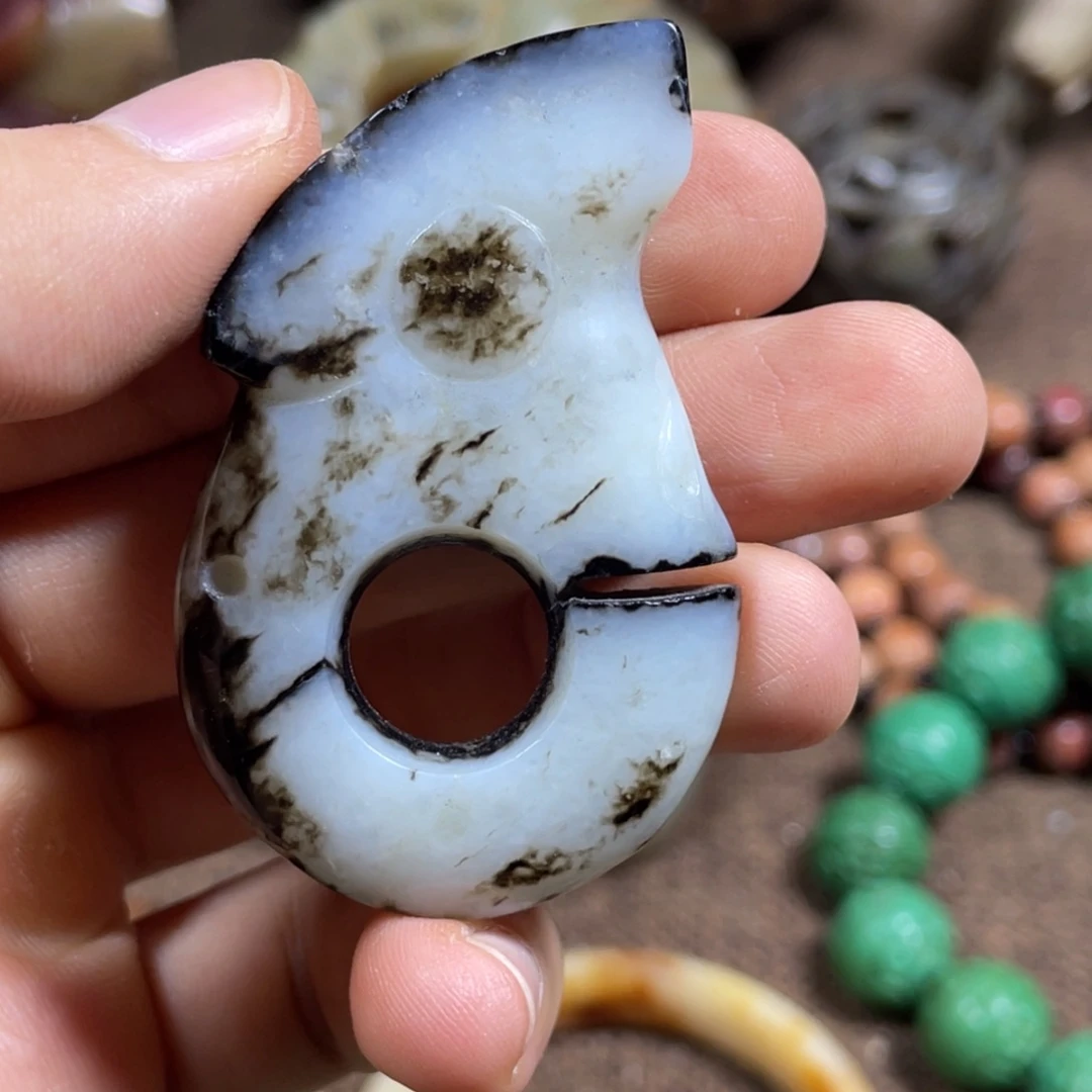 和田玉未镶嵌吊坠(不含链)